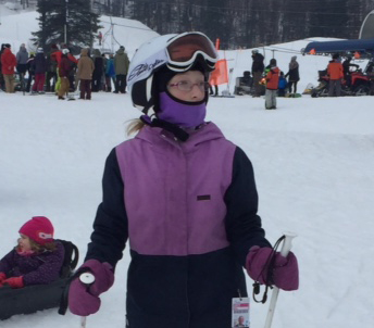 Émilie skie contre le cancer