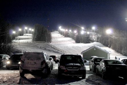 Ski Saint-Raymond double le ski en soirée